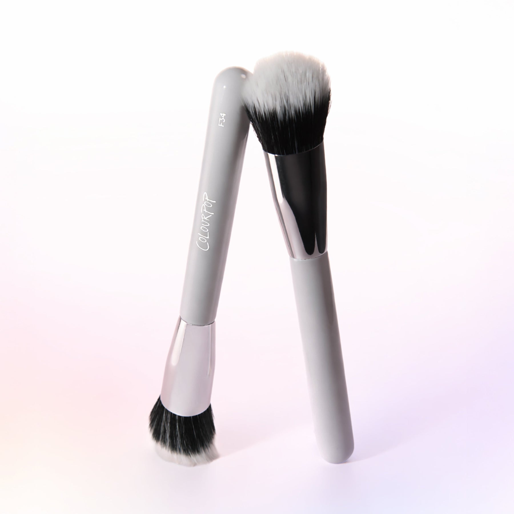 Angled Blending Face Brush - Fresh Tint